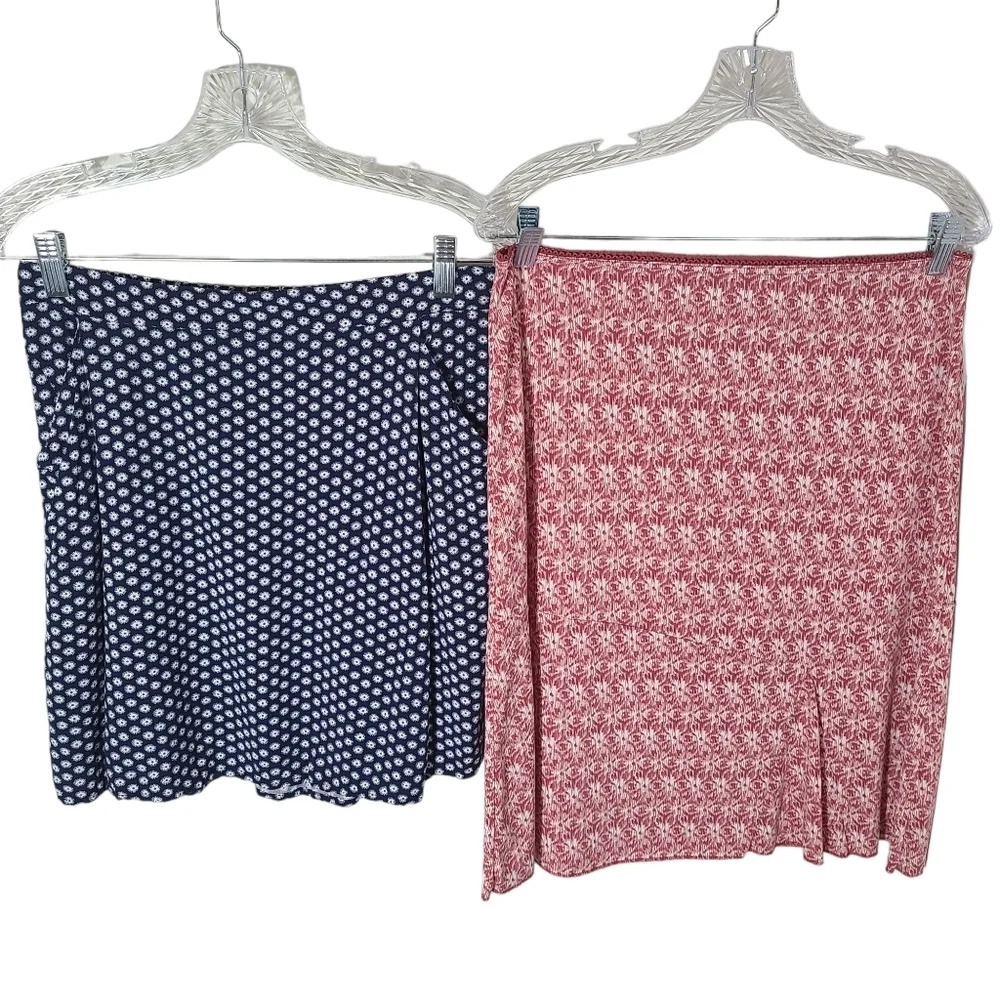Old Navy Y2K style skirts ditsy floral set of 2 size Medium Red Blue